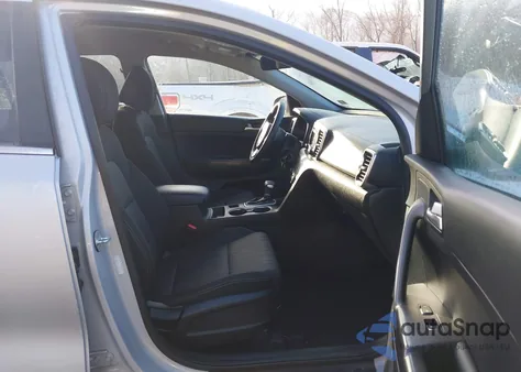 2019 Kia Sportage Lx z USA, uszkodzony, nr VIN KNDPMCAC3K7492904